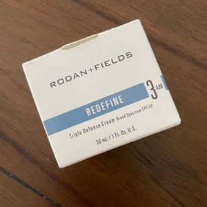 💎NWT💎 Rodan and Fields Redefine AM Triple Defense Cream